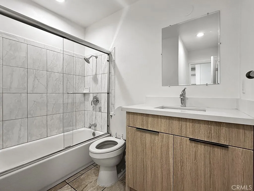 1144 Stanley Avenue, Long Beach, California 90804 home-pic-48